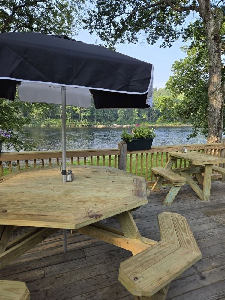 Riverside Breakfast & BBQ Dining Area